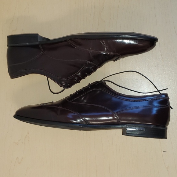 Prada Wingtip Oxford Shoes - Picture 4 of 12
